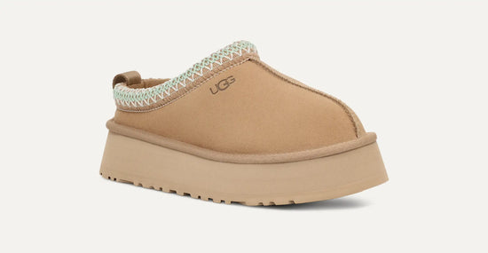 TAZZ UGG SLIPPERS