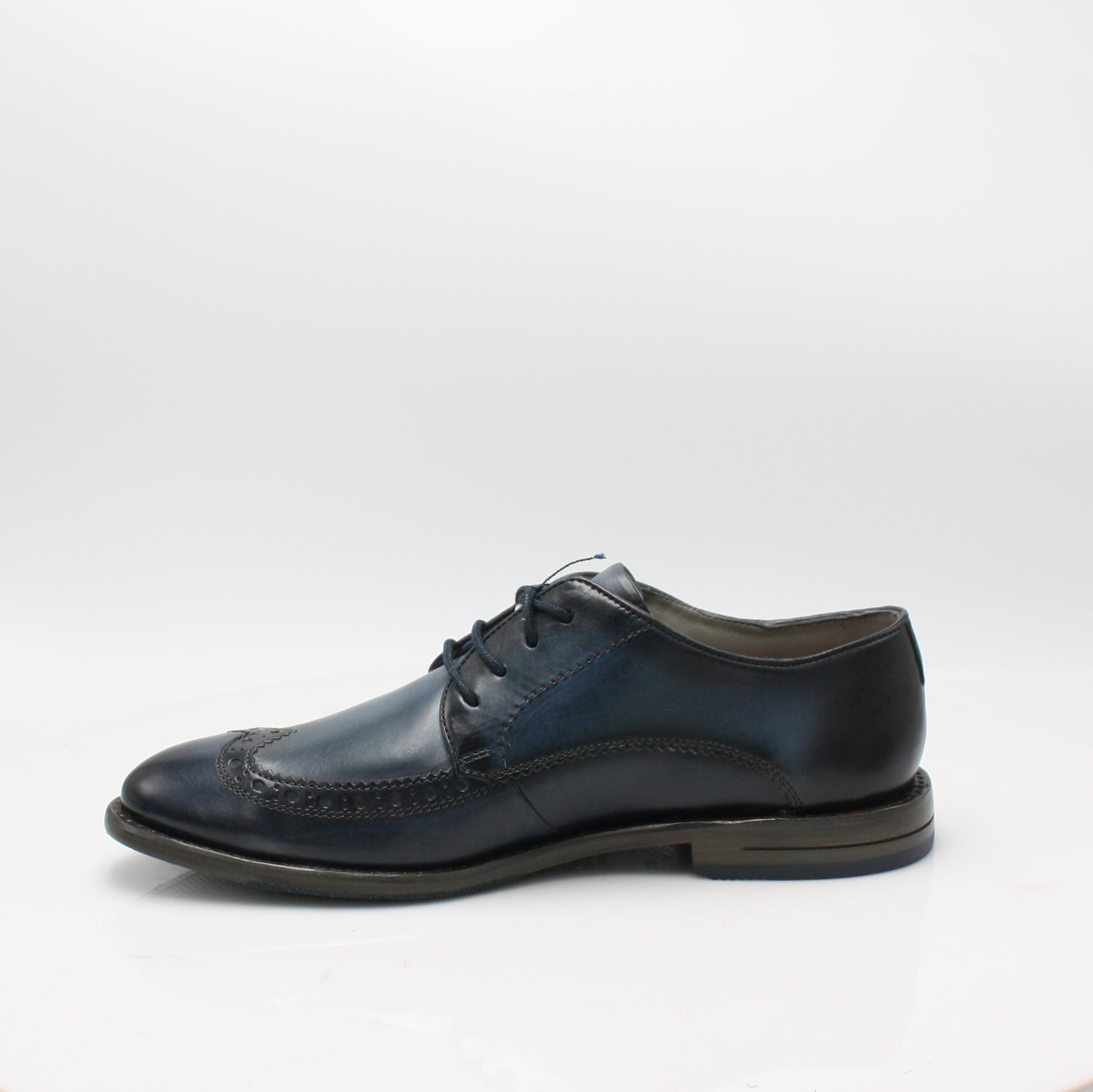 A5T02 BUGATTI 22, Mens, BUGATTI SHOES( BENCH GRADE ), Logues Shoes - Logues Shoes.ie Since 1921, Galway City, Ireland.