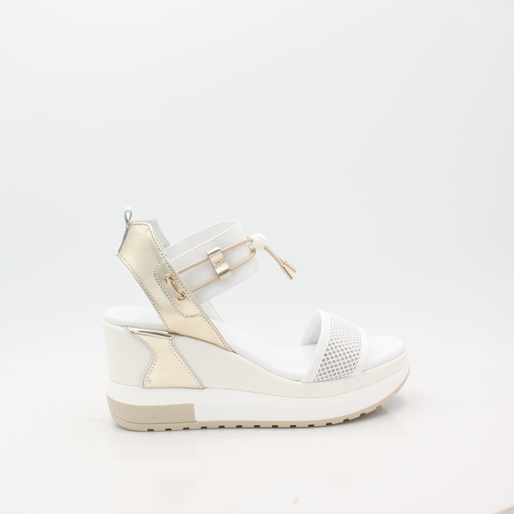 E219045D NeroGiardini23 SANDAL