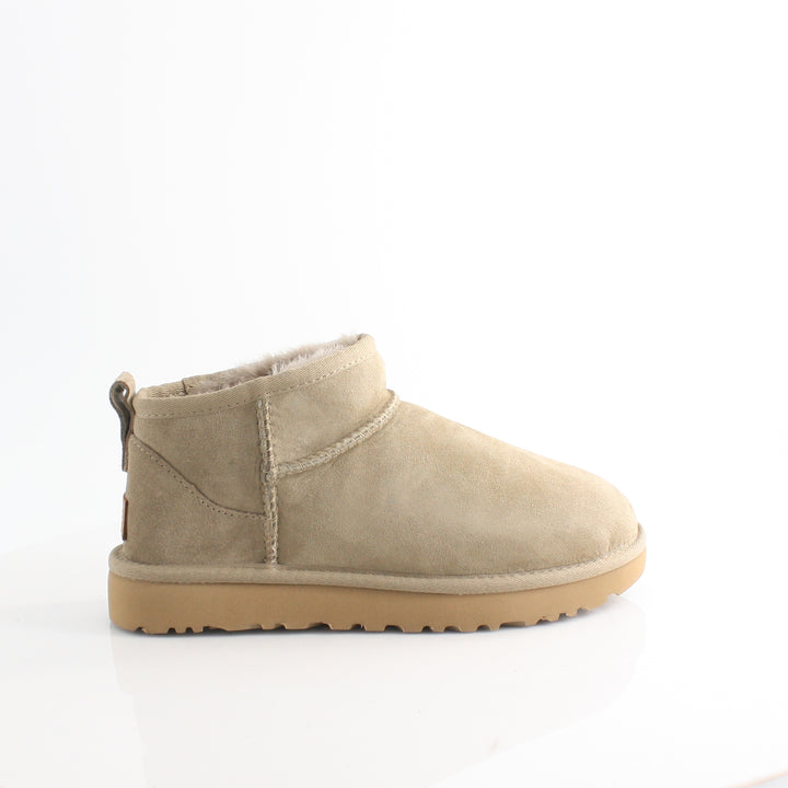 UGG CLASSIC ULTRA MINI