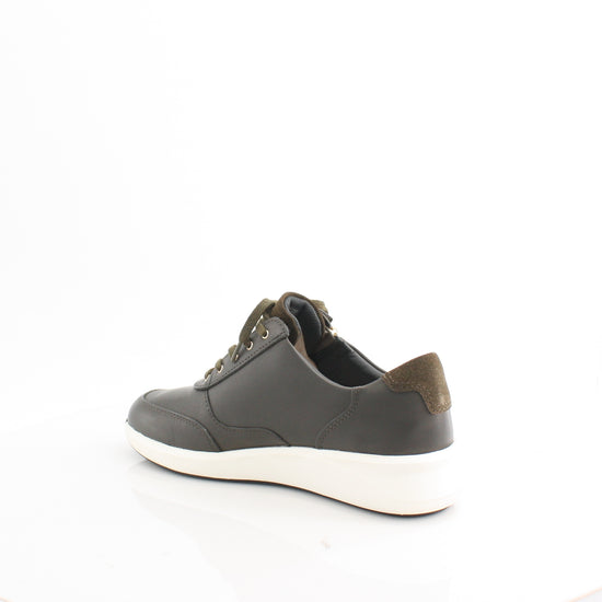 Un Rio Zip Clarks