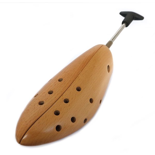 WOODEN ONE WAY SHOE STRETCHER