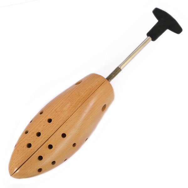 WOODEN ONE WAY SHOE STRETCHER